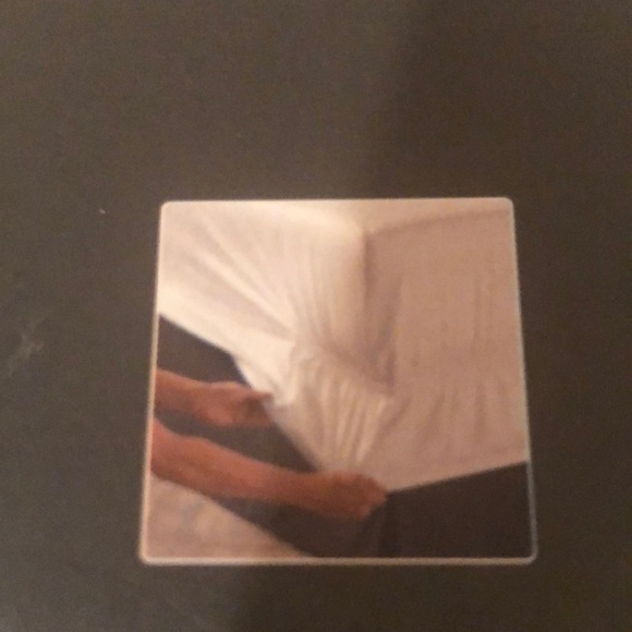 Threshold vintage-washed percale sheet set. - Picture 5 of 5